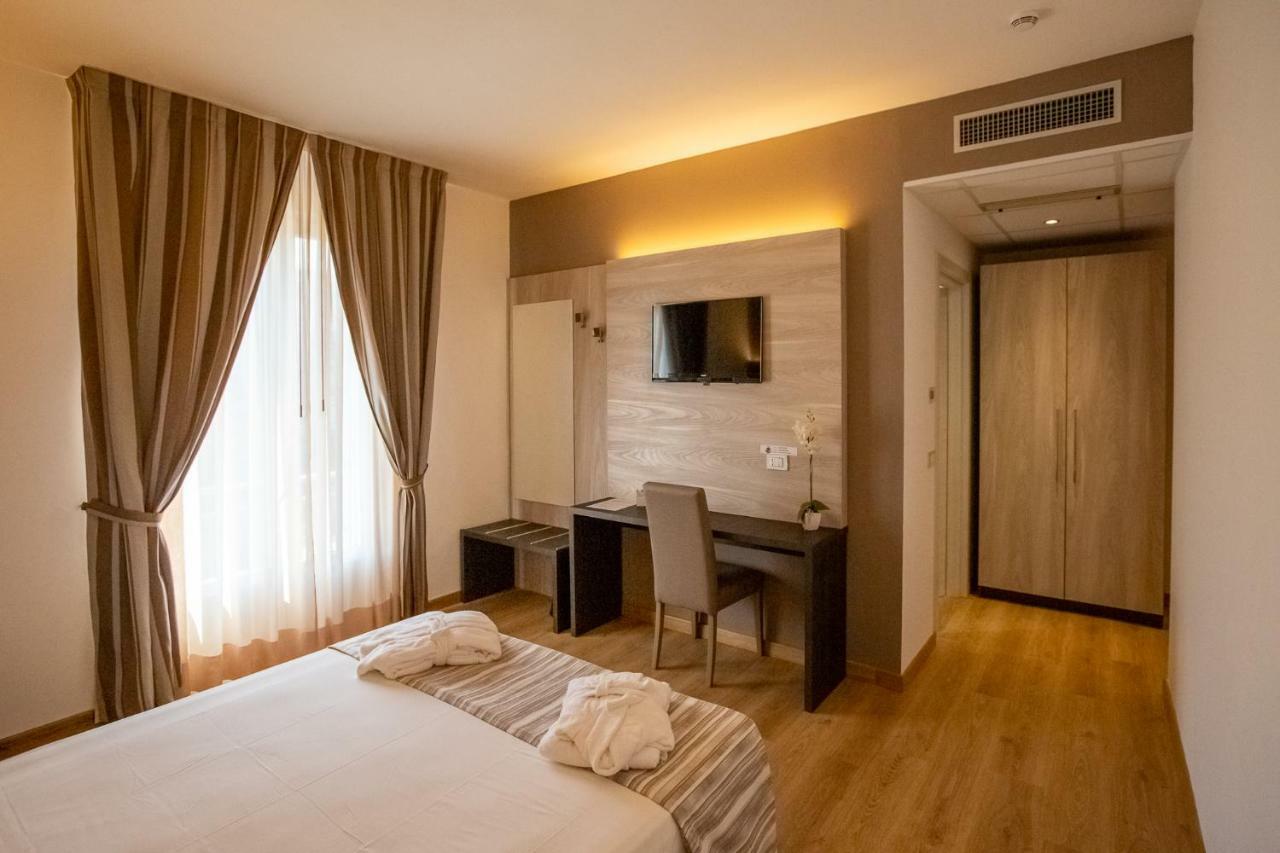 Hotel Lory My Wellness Spa Chianciano Terme Exterior photo