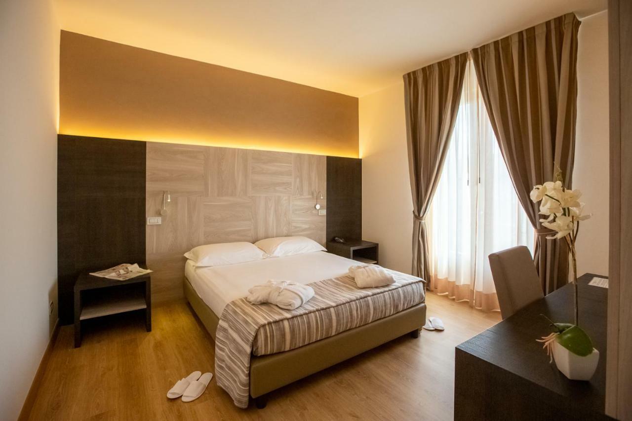Hotel Lory My Wellness Spa Chianciano Terme Exterior photo