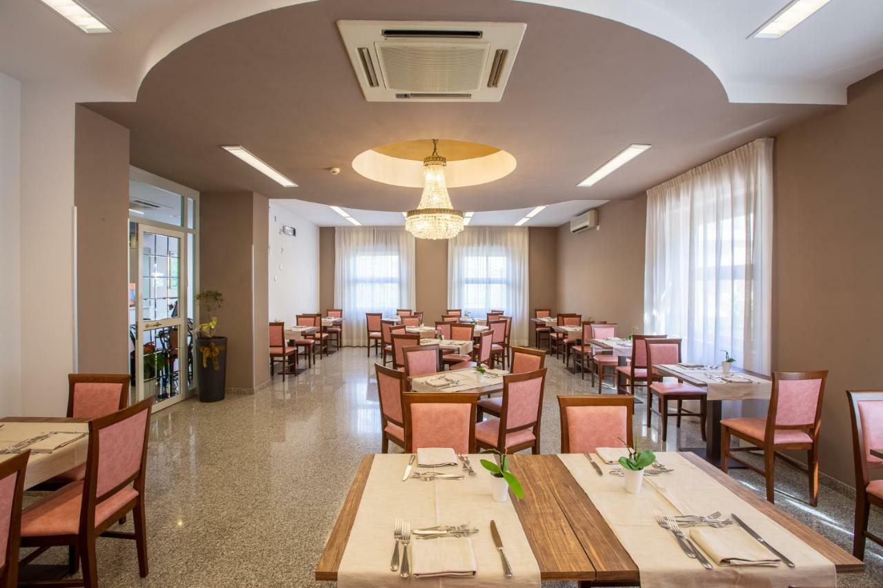 Hotel Lory My Wellness Spa Chianciano Terme Exterior photo
